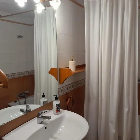 Apartamentos Nevados 24610 Benasque Buitenkant foto