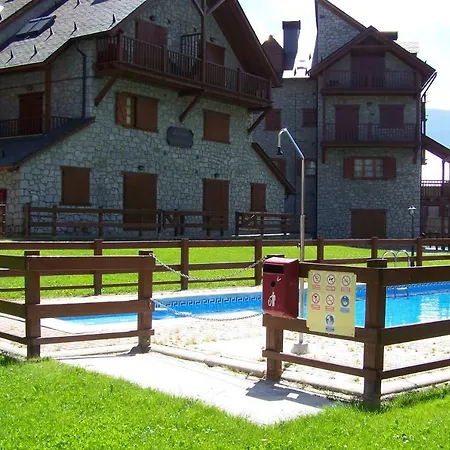 Apartamentos Nevados 24610 Benasque Buitenkant foto